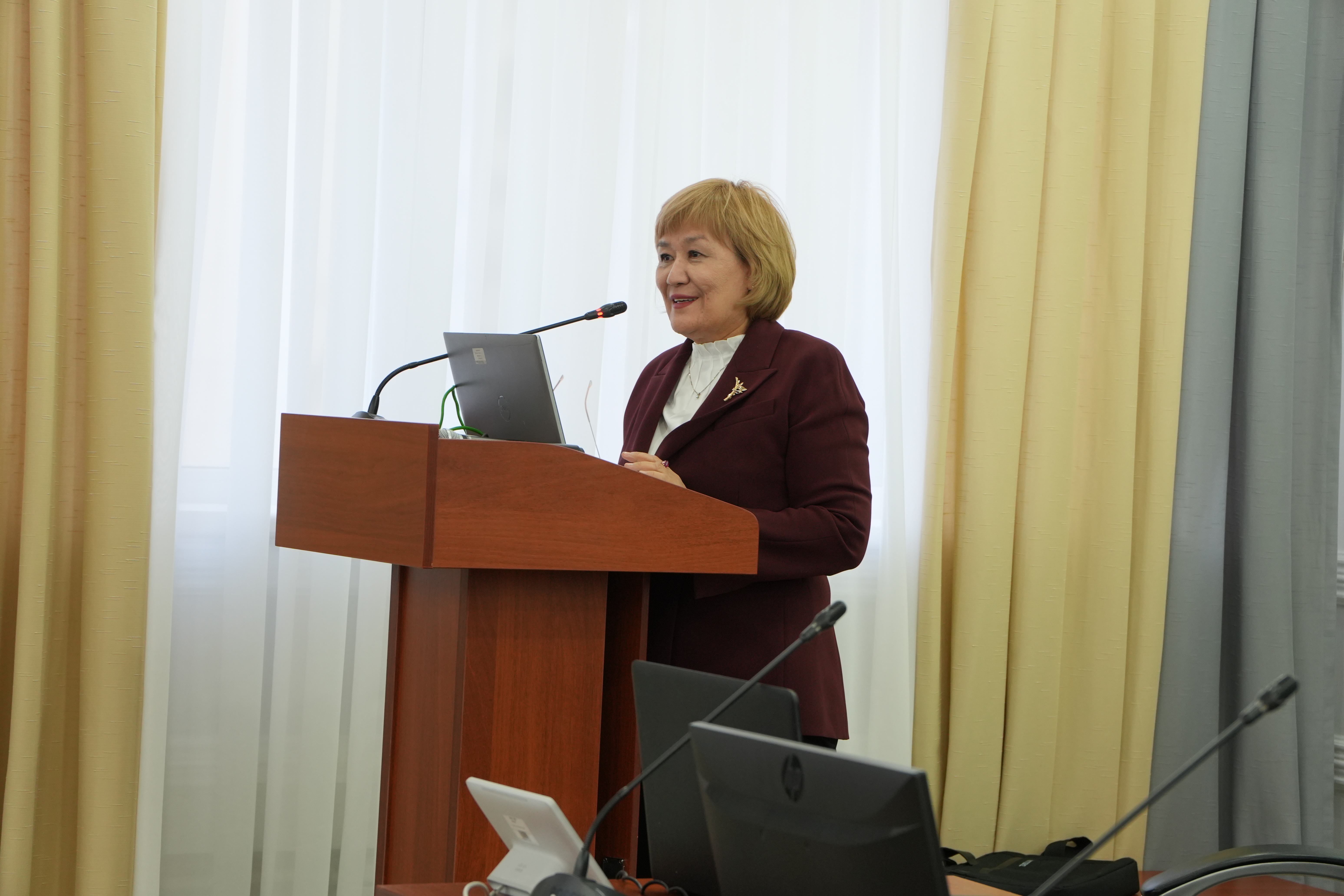 Сенаттың жаңа 2026-2027 оқу жылындағы алғашқы отырысы өтті