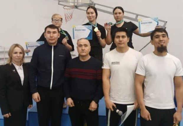 Чемпионат по армрестлингу